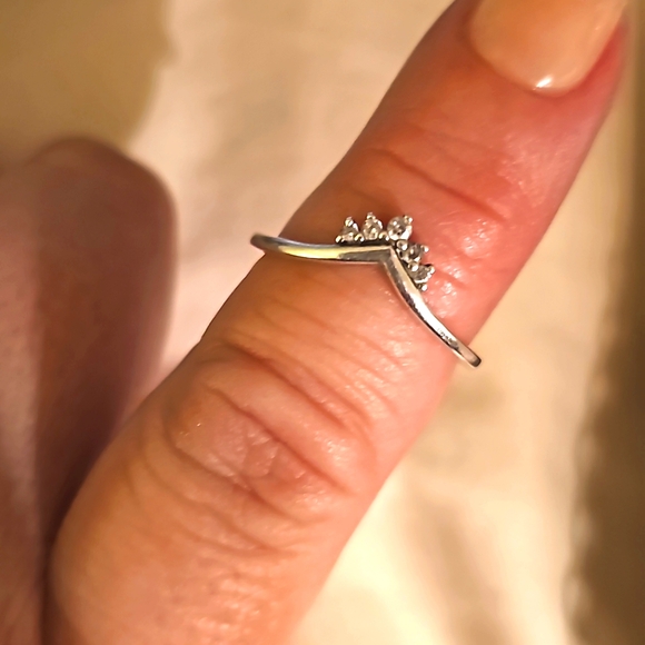 Authentic Sterling Silver Pandora Ring - Picture 1 of 3